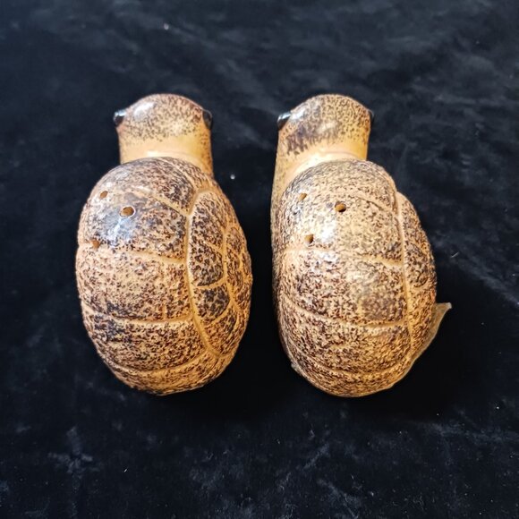 Vintage Snail S&P Shaker MCM Speckled Ceramic Kitchen Kitsch Cottagecore - Picture 7 of 13